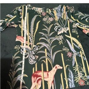 Ann Taylor Dog Rabbits Flowers Awesome Top XS Very Cool Pattern Designer Look